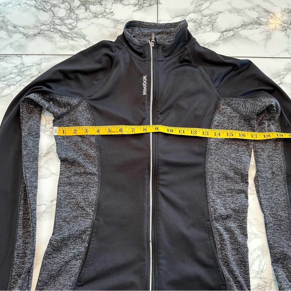 Reebok | Running Jacket - Picture 9 of 11
